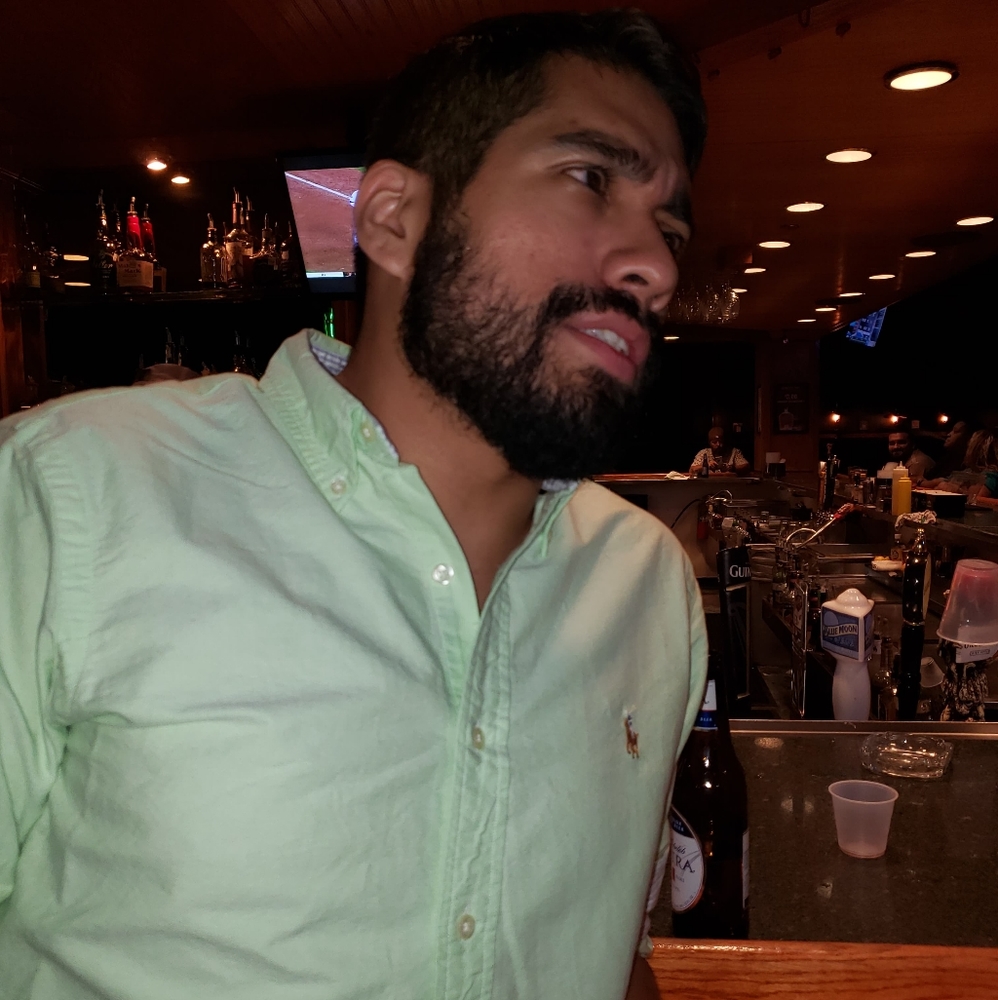 Meet your Posher, Carlos